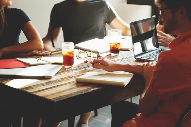 Les meilleures stratégies de réseautage pour les professionnels en Belgique